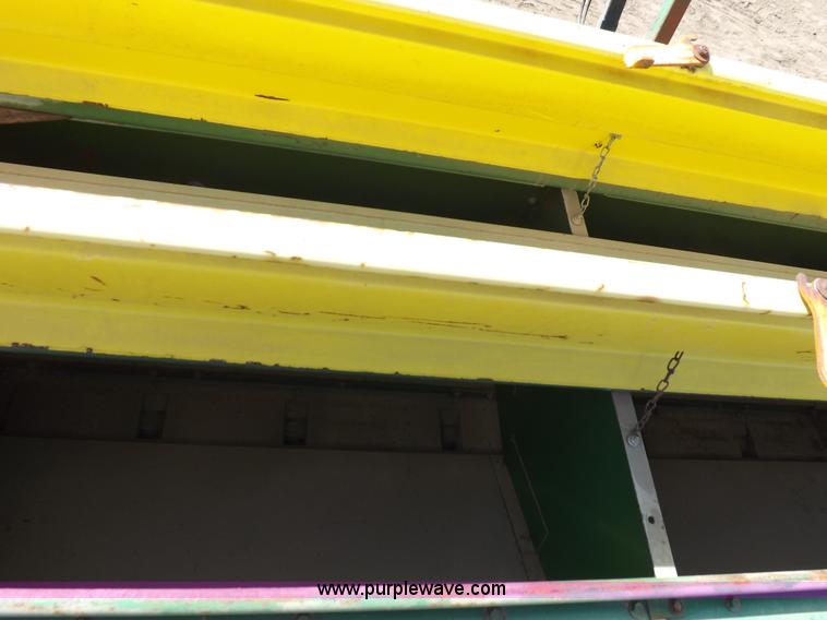 image for item I9068 John Deere 9300 planter