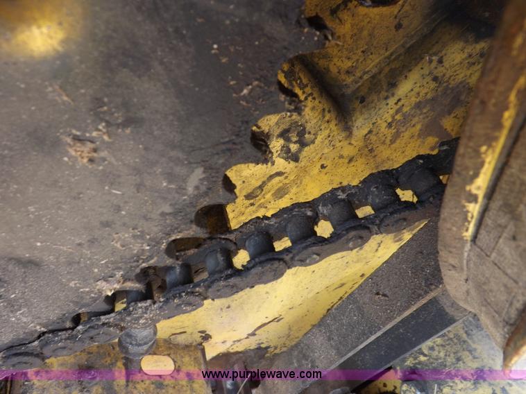 image for item I9071 New Holland 1475 mower conditioner