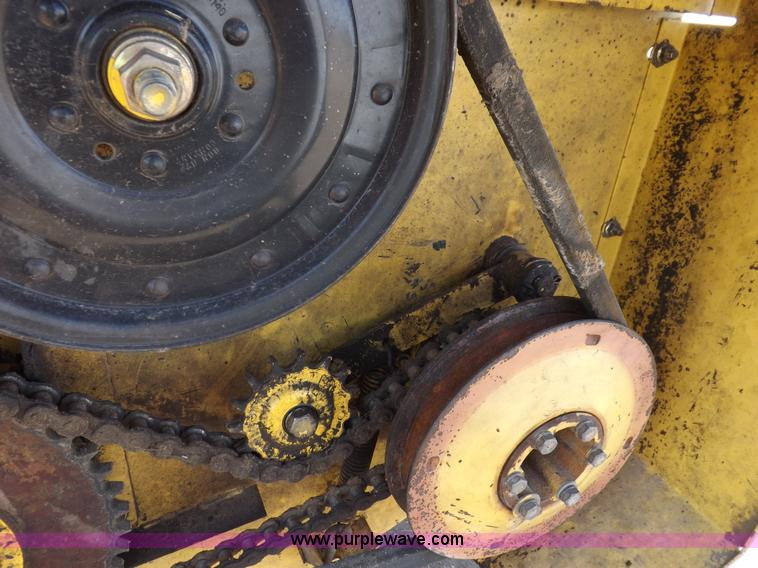 image for item I9071 New Holland 1475 mower conditioner