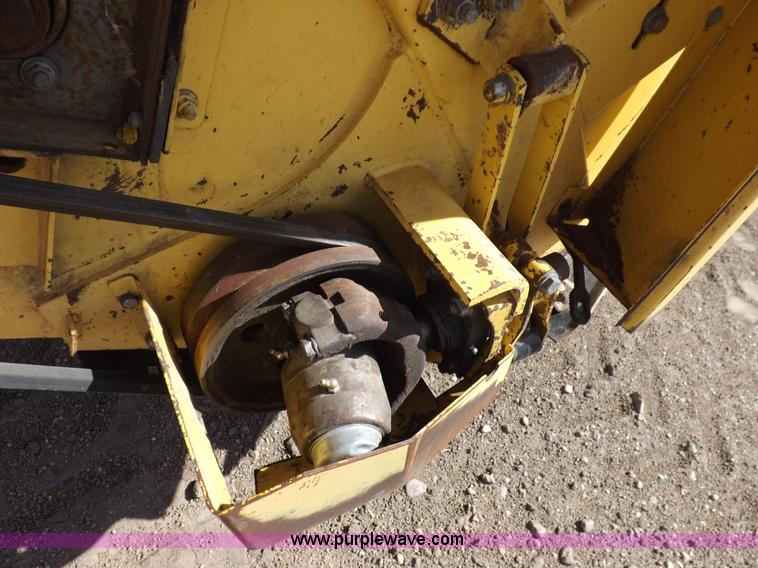 image for item I9071 New Holland 1475 mower conditioner