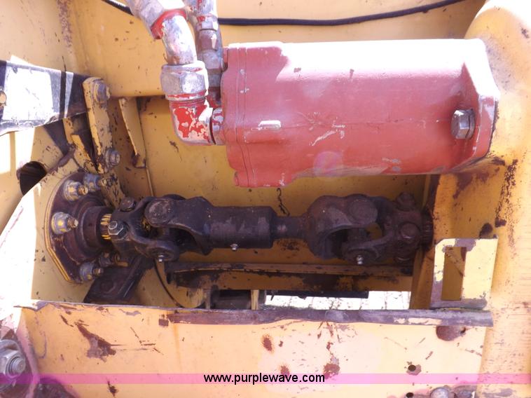 image for item I9071 New Holland 1475 mower conditioner