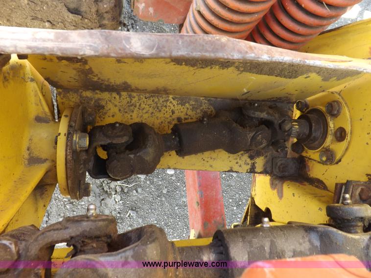 image for item I9071 New Holland 1475 mower conditioner