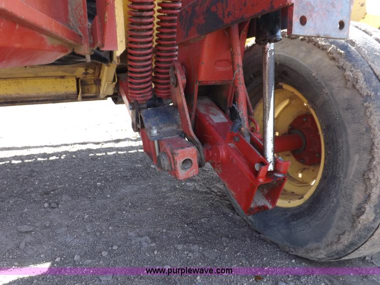 image for item I9071 New Holland 1475 mower conditioner