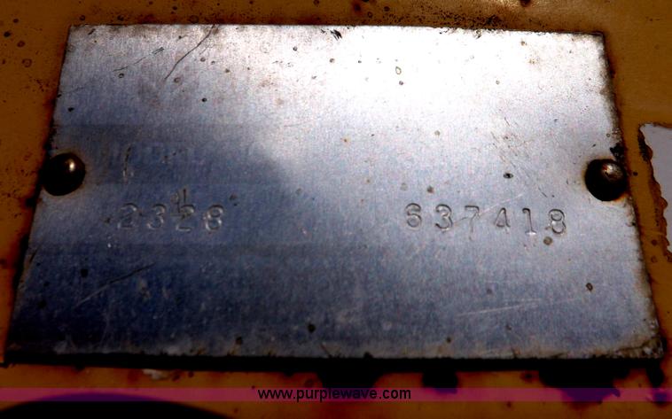 image for item I9071 New Holland 1475 mower conditioner