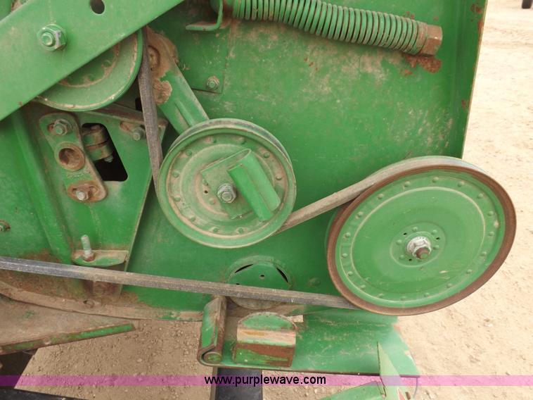 image for item I9119 1991 John Deere 930 head