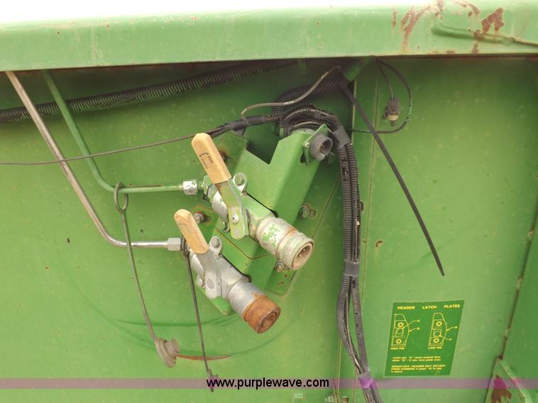 image for item I9119 1991 John Deere 930 head