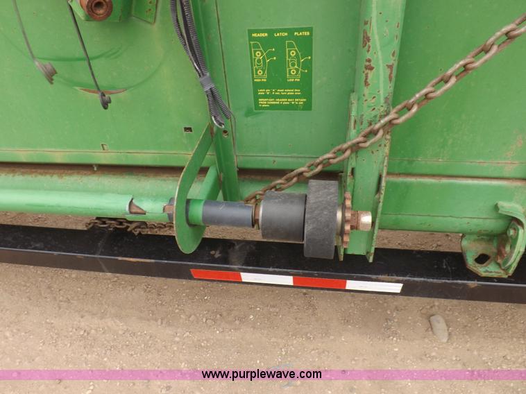 image for item I9119 1991 John Deere 930 head