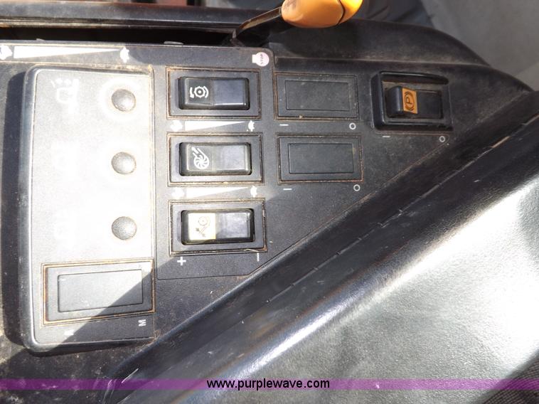 image for item I9131 1997 Case IH 2188 Axial-Flow combine