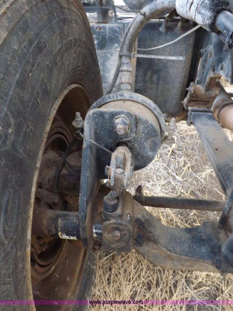 image for item I9133 1996 Ford Aeromax L9000 semi truck