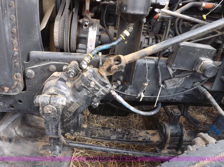 image for item I9136 1993 Freightliner FLD semi truck