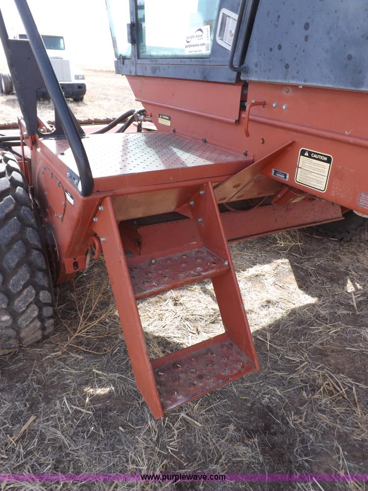 image for item I9137 1994 Hesston 8400 swather