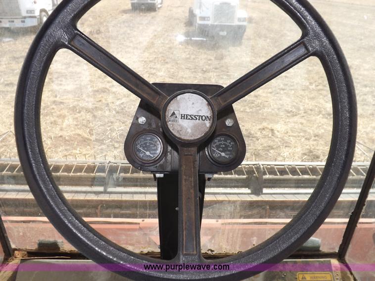 image for item I9137 1994 Hesston 8400 swather