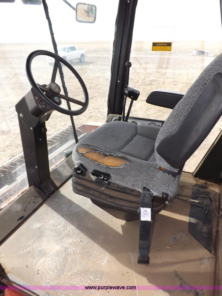 image for item I9137 1994 Hesston 8400 swather