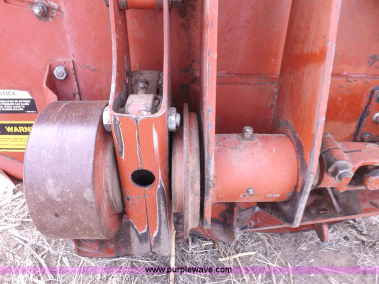 image for item I9137 1994 Hesston 8400 swather