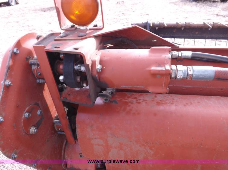 image for item I9137 1994 Hesston 8400 swather