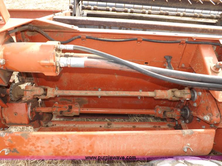 image for item I9137 1994 Hesston 8400 swather