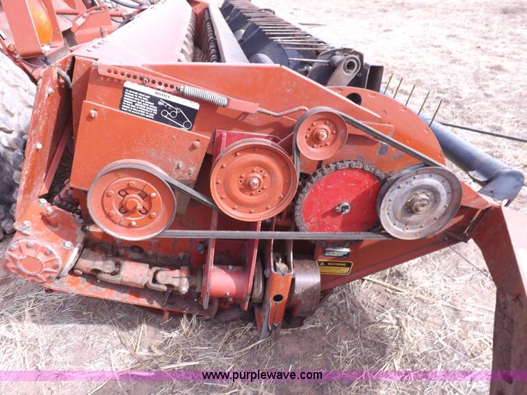 image for item I9137 1994 Hesston 8400 swather
