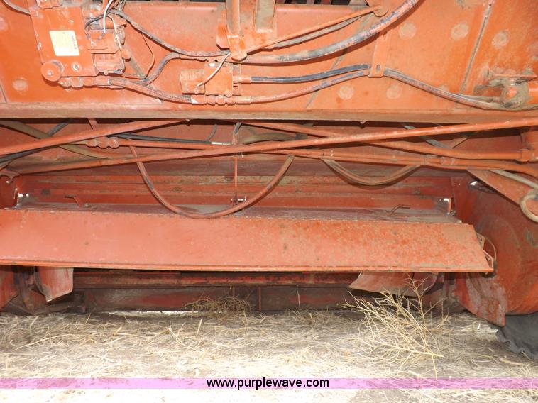 image for item I9137 1994 Hesston 8400 swather