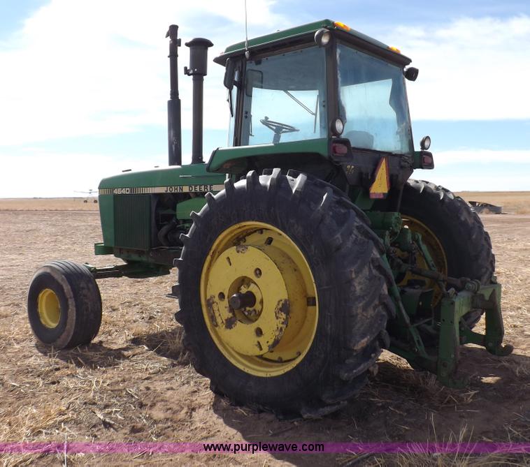 image for item I9138 1982 John Deere 4640 tractor