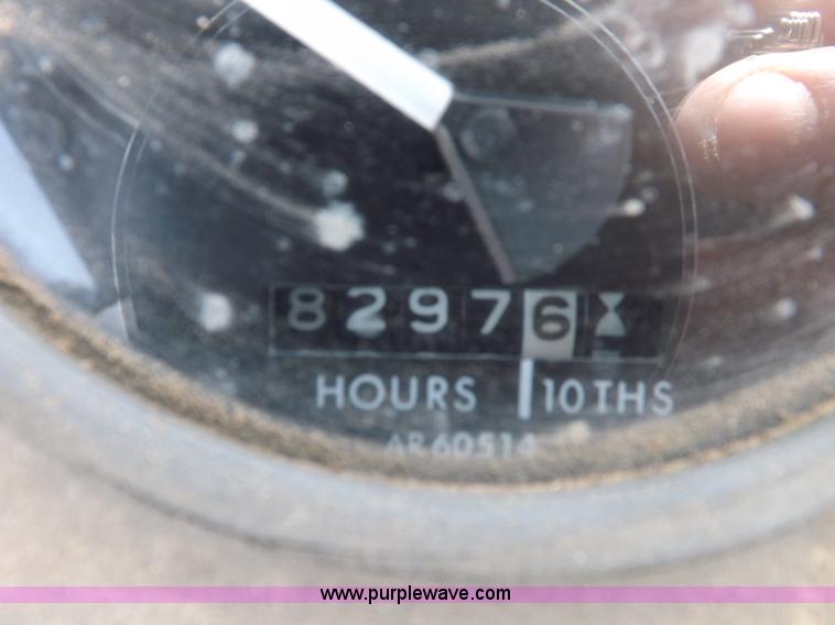 image for item I9138 1982 John Deere 4640 tractor