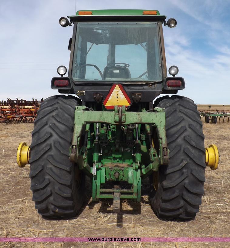 image for item I9139 1982 John Deere 4840 tractor