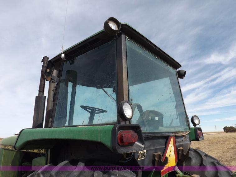 image for item I9139 1982 John Deere 4840 tractor