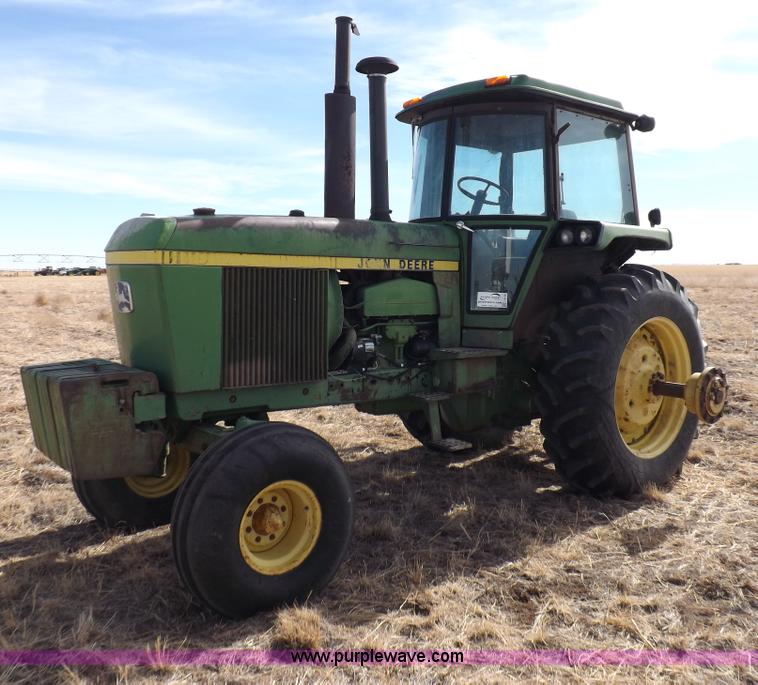 image for item I9140 1979 John Deere 4640 tractor
