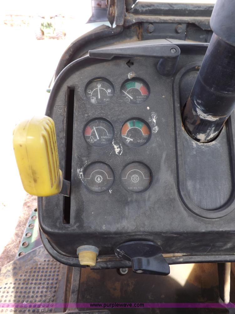 image for item I9140 1979 John Deere 4640 tractor