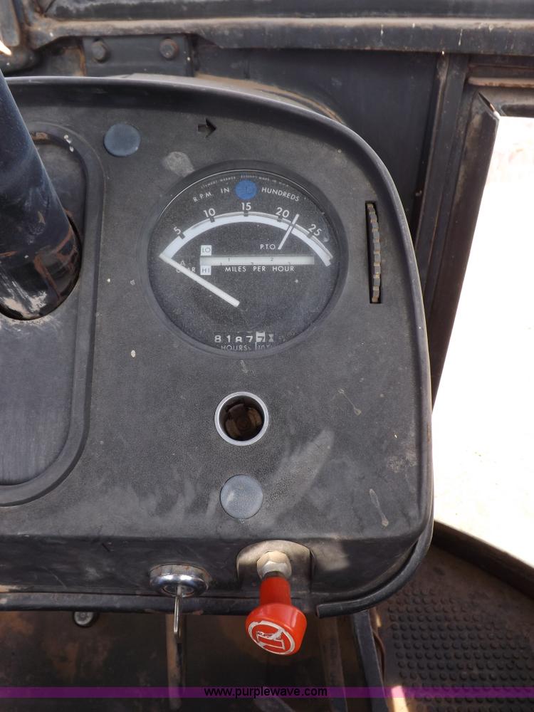 image for item I9140 1979 John Deere 4640 tractor