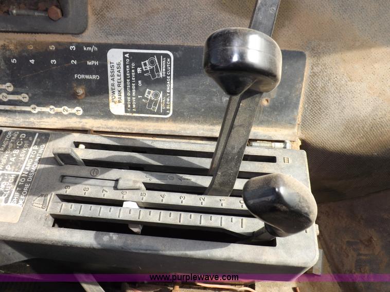 image for item I9140 1979 John Deere 4640 tractor