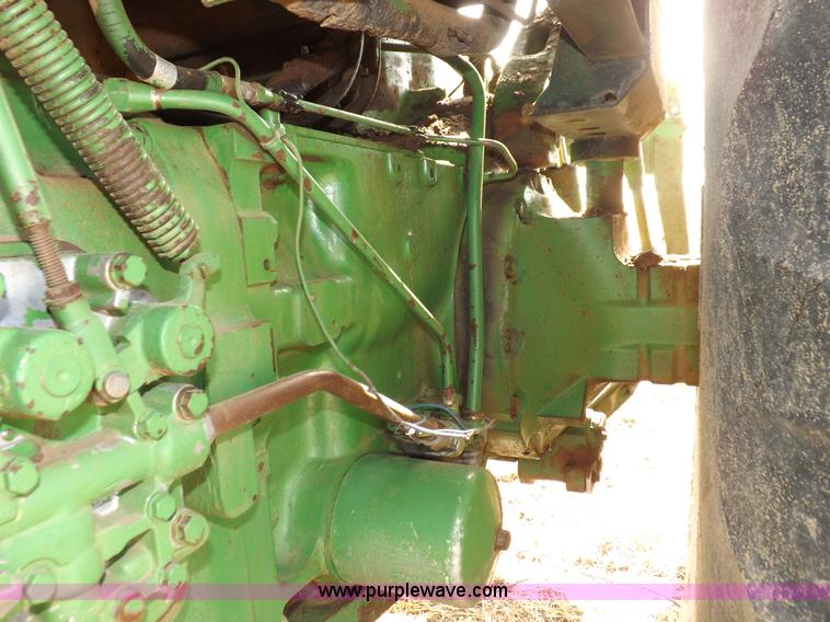 image for item I9140 1979 John Deere 4640 tractor