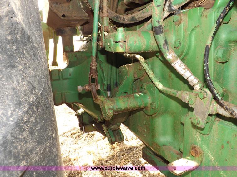 image for item I9140 1979 John Deere 4640 tractor