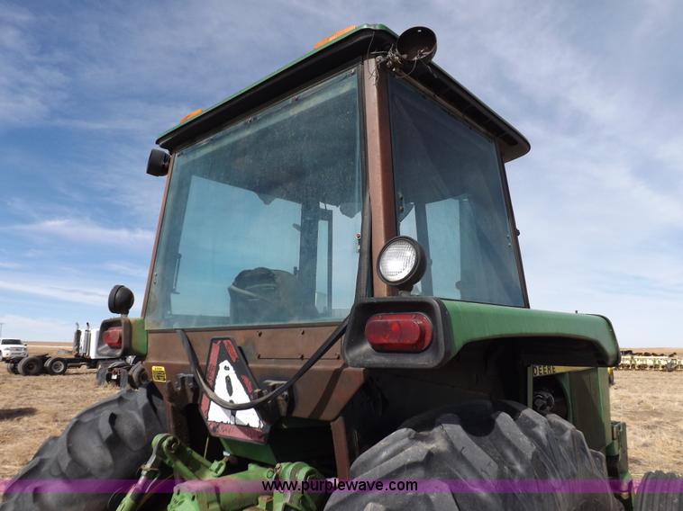 image for item I9140 1979 John Deere 4640 tractor