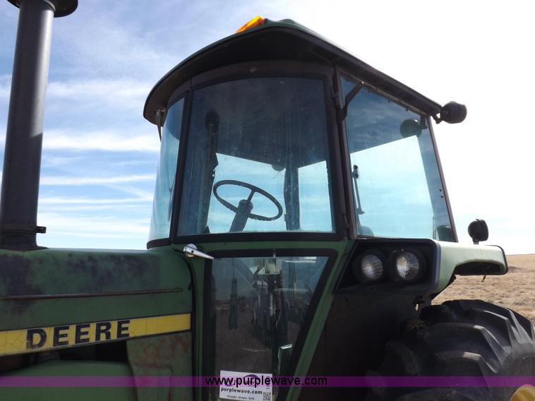 image for item I9140 1979 John Deere 4640 tractor