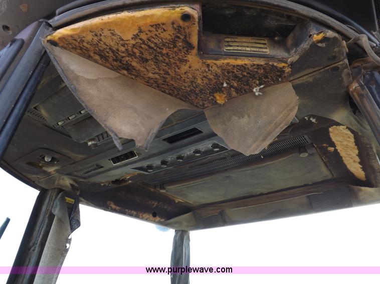 image for item I9140 1979 John Deere 4640 tractor