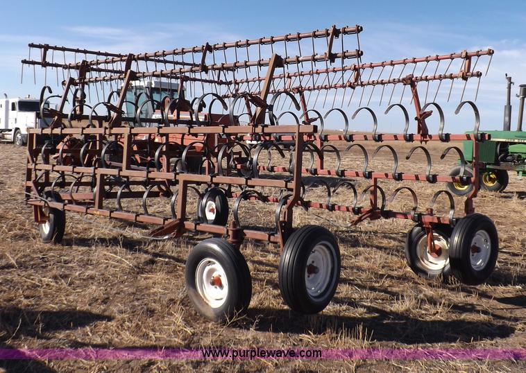 image for item I9146 International spring tooth harrow