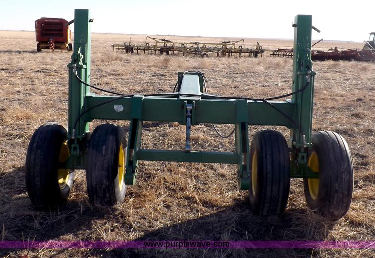 image for item I9151 John Deere 1570 three point caddy cart