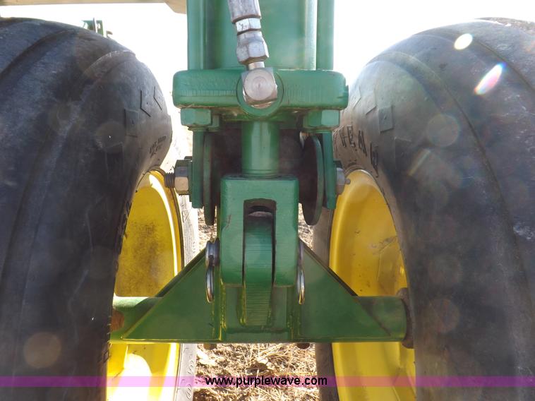 image for item I9151 John Deere 1570 three point caddy cart