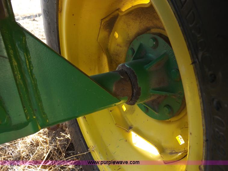 image for item I9151 John Deere 1570 three point caddy cart