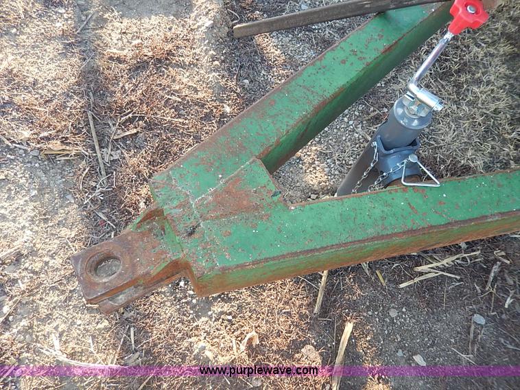 image for item I9300 Henke B240 feed wagon