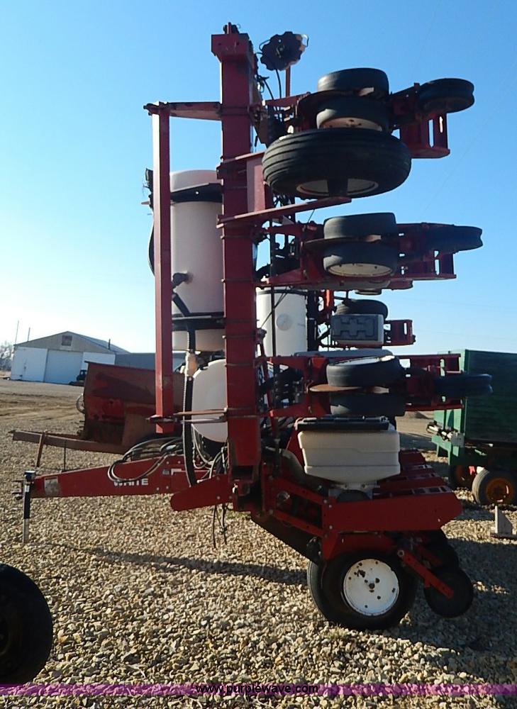 image for item I9303 White 6122 planter