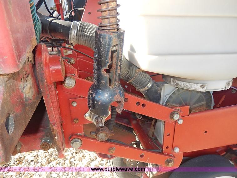 image for item I9303 White 6122 planter