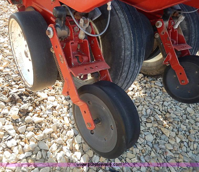 image for item I9303 White 6122 planter