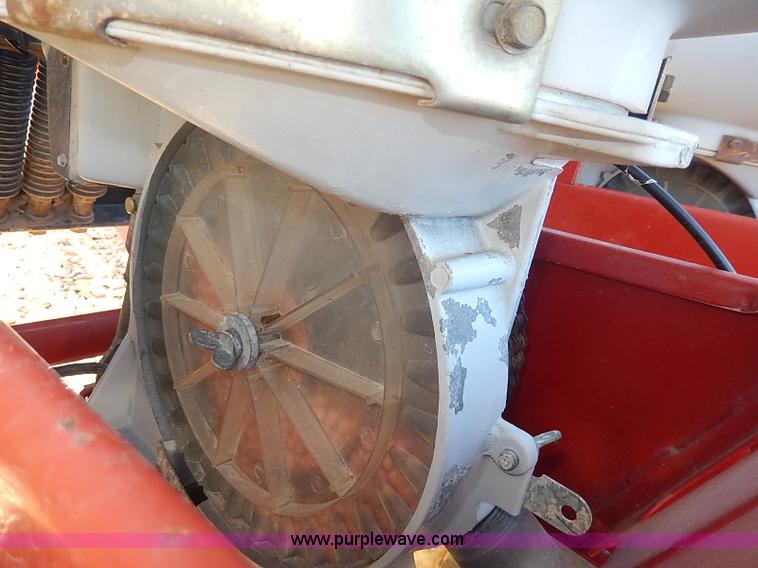 image for item I9303 White 6122 planter