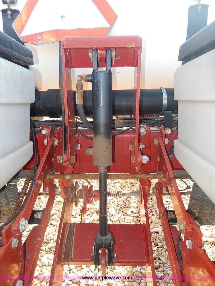 image for item I9303 White 6122 planter