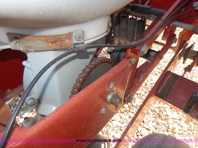 image for item I9303 White 6122 planter