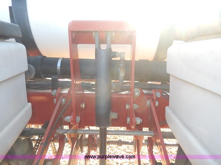 image for item I9303 White 6122 planter