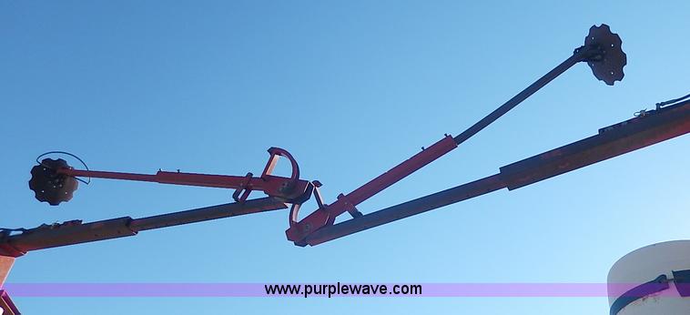 image for item I9303 White 6122 planter