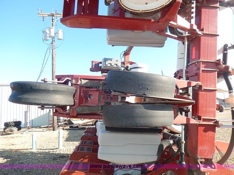 image for item I9303 White 6122 planter