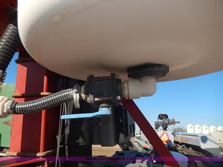 image for item I9303 White 6122 planter